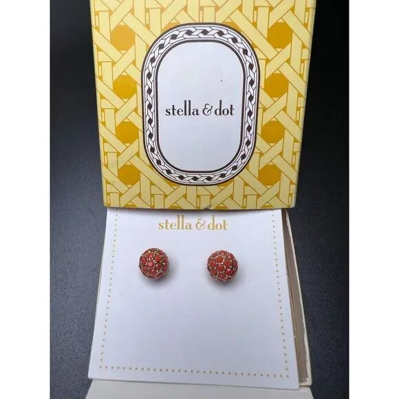 Stella & Dot Soiree Earrings - Picture 3 of 5